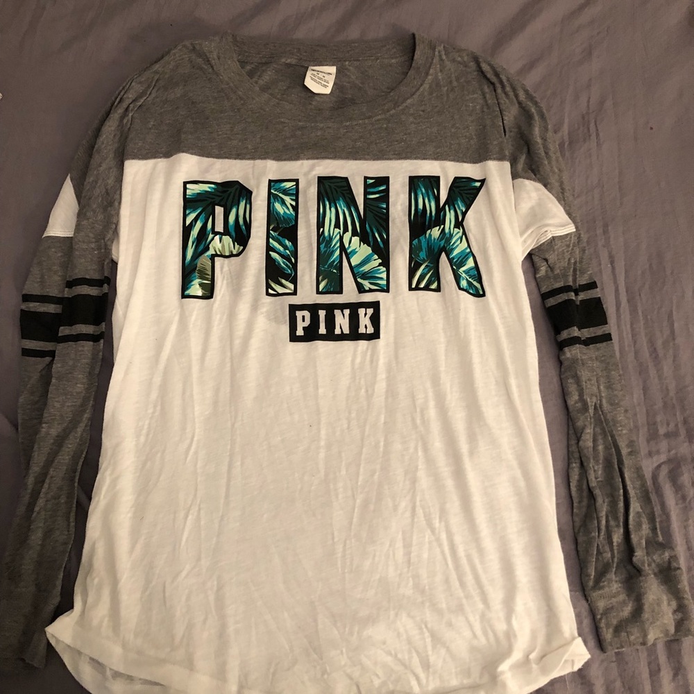 Victoria’s Secret PINK long sleeve shirt